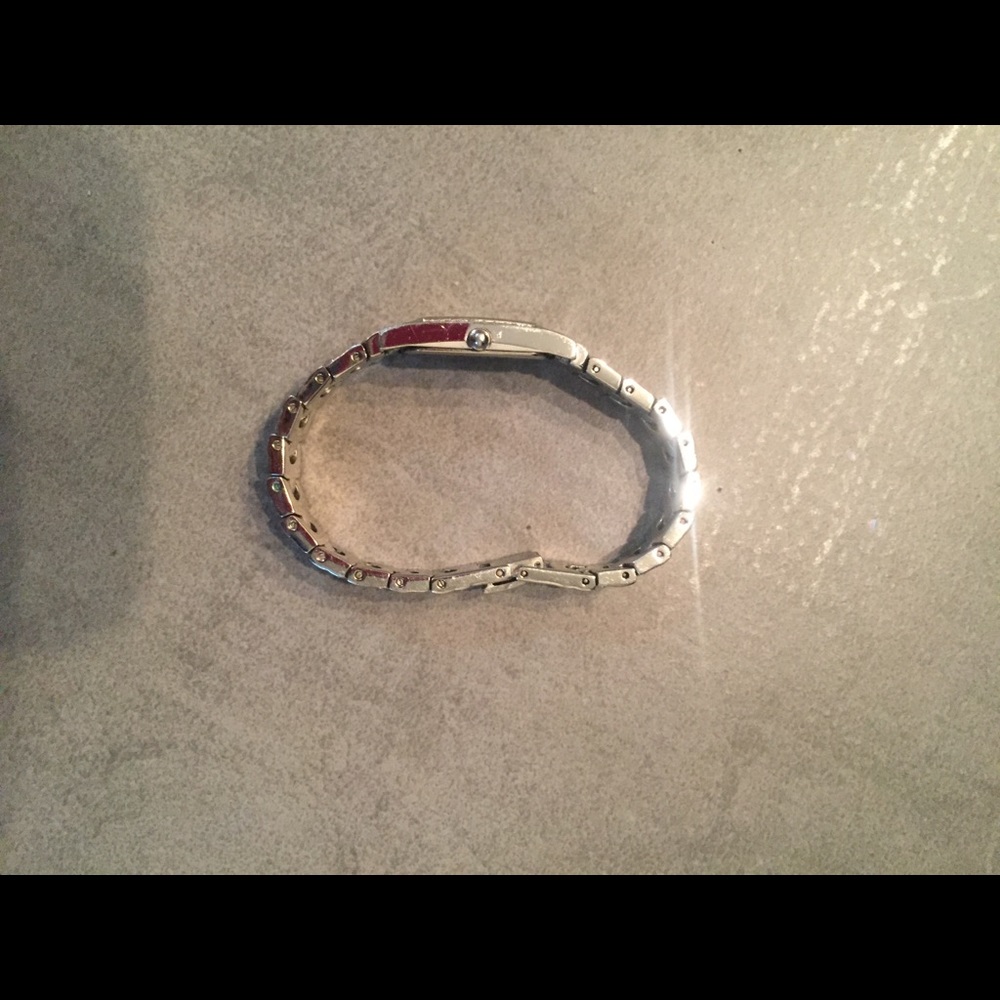 Bulova crystal dress watch - Picture 2 of 3